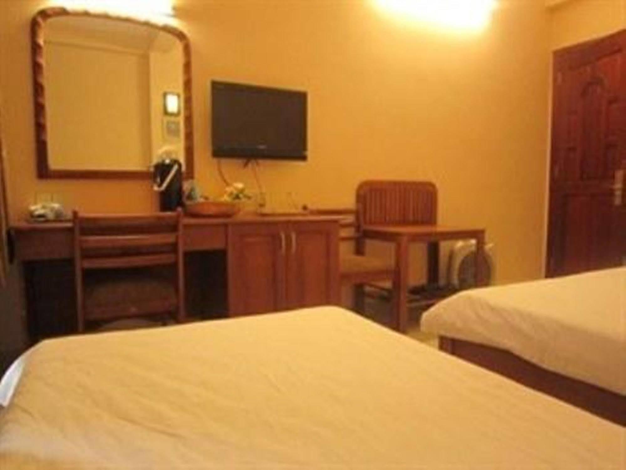 הו צ'י מין סיטי Vien Ngoc Xanh 2 Hotel מראה חיצוני תמונה