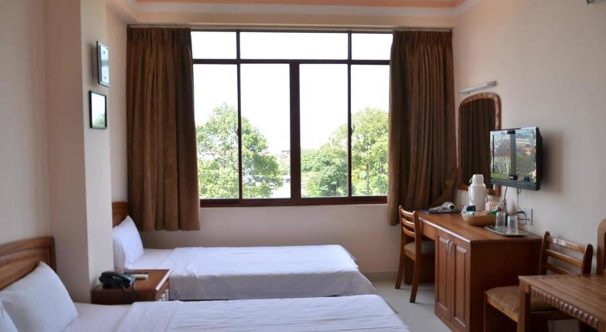 הו צ'י מין סיטי Vien Ngoc Xanh 2 Hotel מראה חיצוני תמונה